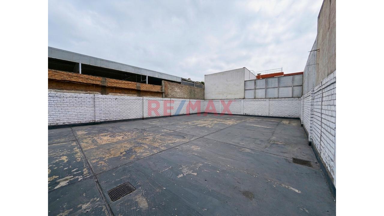 Terreno Comercial En Venta En Miraflores – Av. Benavides | 354 M² | Cz | Cpu:10 Pisos - 6