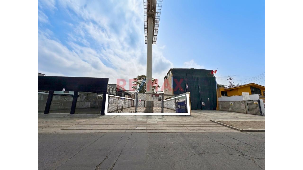 Terreno Comercial En Venta En Miraflores – Av. Benavides | 354 M² | Cz | Cpu:10 Pisos - 9