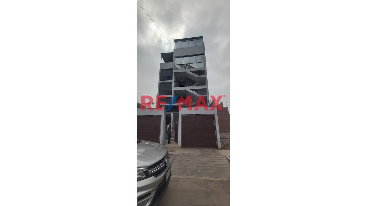 Se Vende Departamento De Estreno Con Cochera En Carabayllo -  Segundo Piso