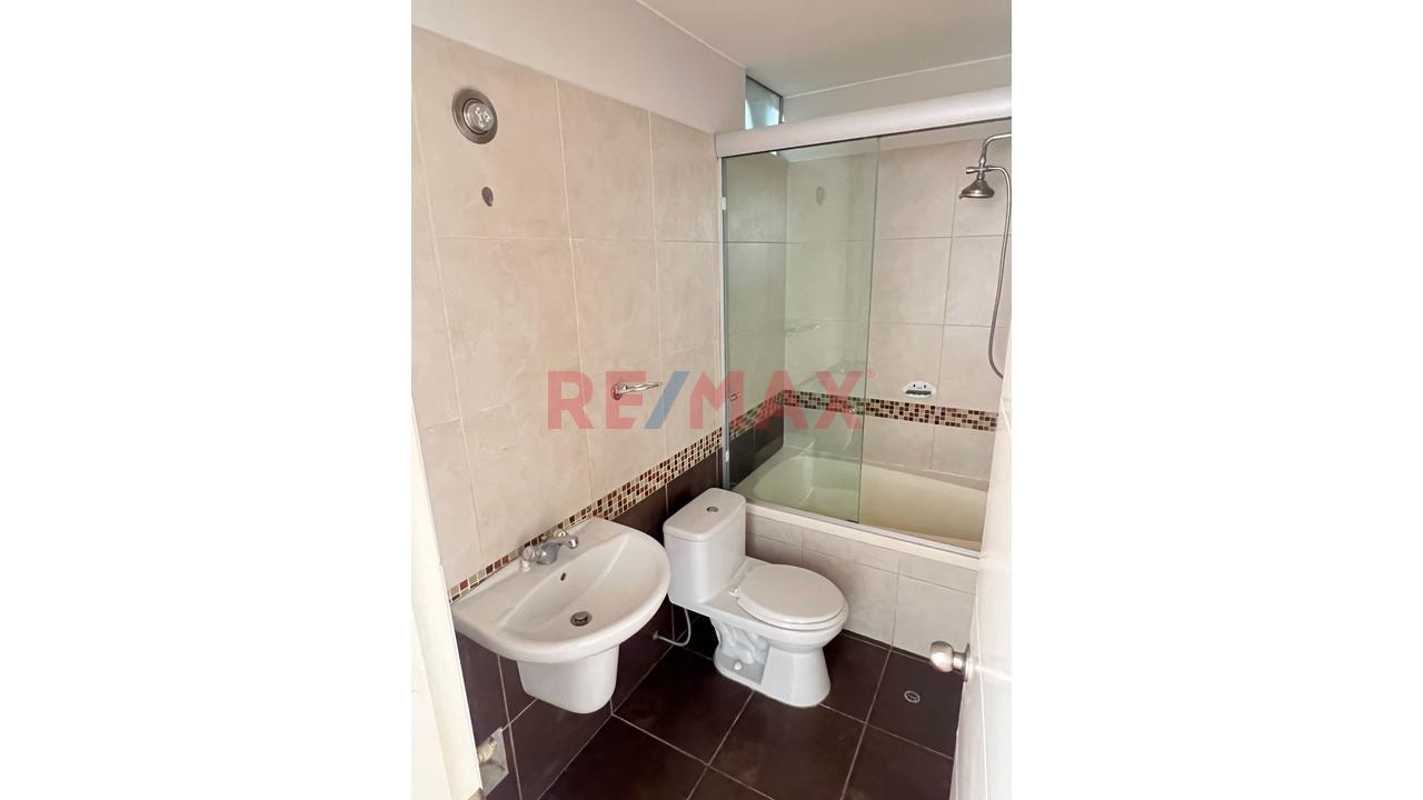 Excelente Duplex De 129.47 M2 Ubicado En La Cuadra 6 De Enrique Palacios. Excelente Zona, A Pasos De Av. Pardo, Santa Cruz, Óvalo Gutiérrez Y Parque Kennedy. - 18