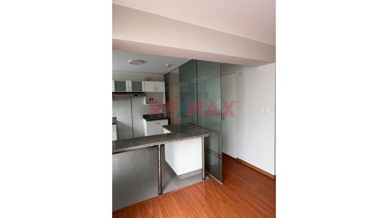 Excelente Duplex De 129.47 M2 Ubicado En La Cuadra 6 De Enrique Palacios. Excelente Zona, A Pasos De Av. Pardo, Santa Cruz, Óvalo Gutiérrez Y Parque Kennedy. - 17