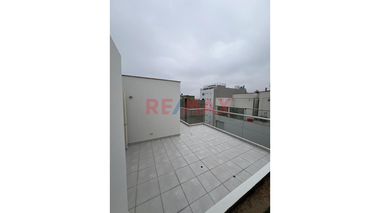 Excelente Duplex De 129.47 M2 Ubicado En La Cuadra 6 De Enrique Palacios. Excelente Zona, A Pasos De Av. Pardo, Santa Cruz, Óvalo Gutiérrez Y Parque Kennedy. - 21