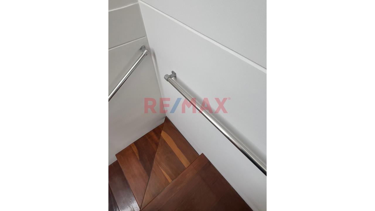 Excelente Duplex De 129.47 M2 Ubicado En La Cuadra 6 De Enrique Palacios. Excelente Zona, A Pasos De Av. Pardo, Santa Cruz, Óvalo Gutiérrez Y Parque Kennedy. — foto 14