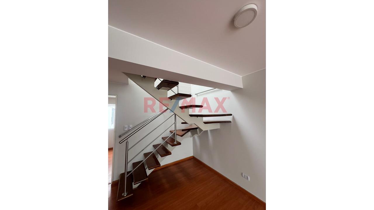 Excelente Duplex De 129.47 M2 Ubicado En La Cuadra 6 De Enrique Palacios. Excelente Zona, A Pasos De Av. Pardo, Santa Cruz, Óvalo Gutiérrez Y Parque Kennedy. - 19