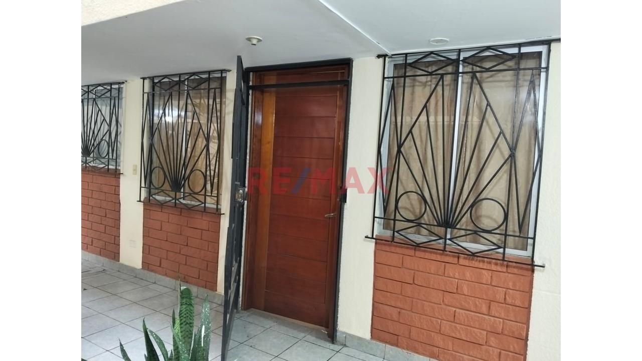 ¡Vive Frente Al Circuito Mágico Del Agua! Dpto. En 1Er Piso - 3 Dorm. En Santa Beatriz - 3