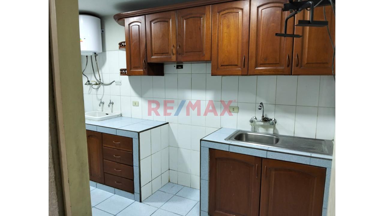 ¡Vive Frente Al Circuito Mágico Del Agua! Dpto. En 1Er Piso - 3 Dorm. En Santa Beatriz - 5