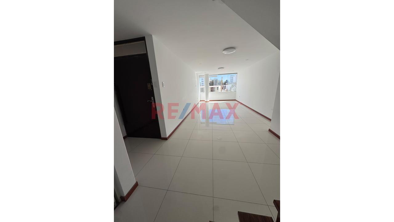 Se Vende Tríplex Con Terraza Privada En Umacollo — foto 12