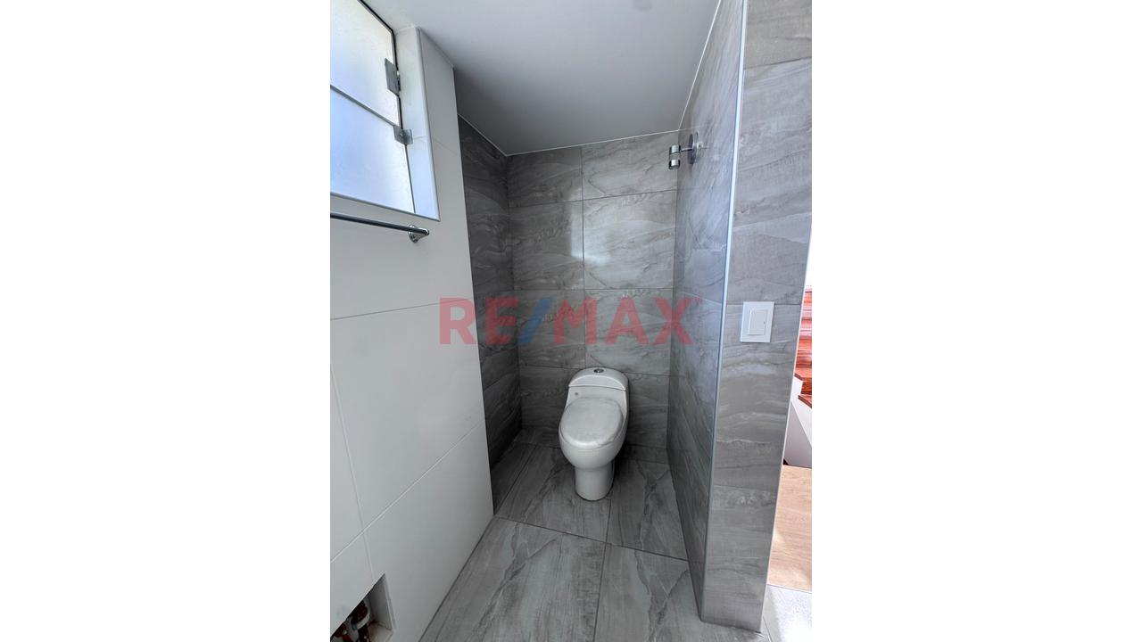 Se Vende Tríplex Con Terraza Privada En Umacollo — foto 3