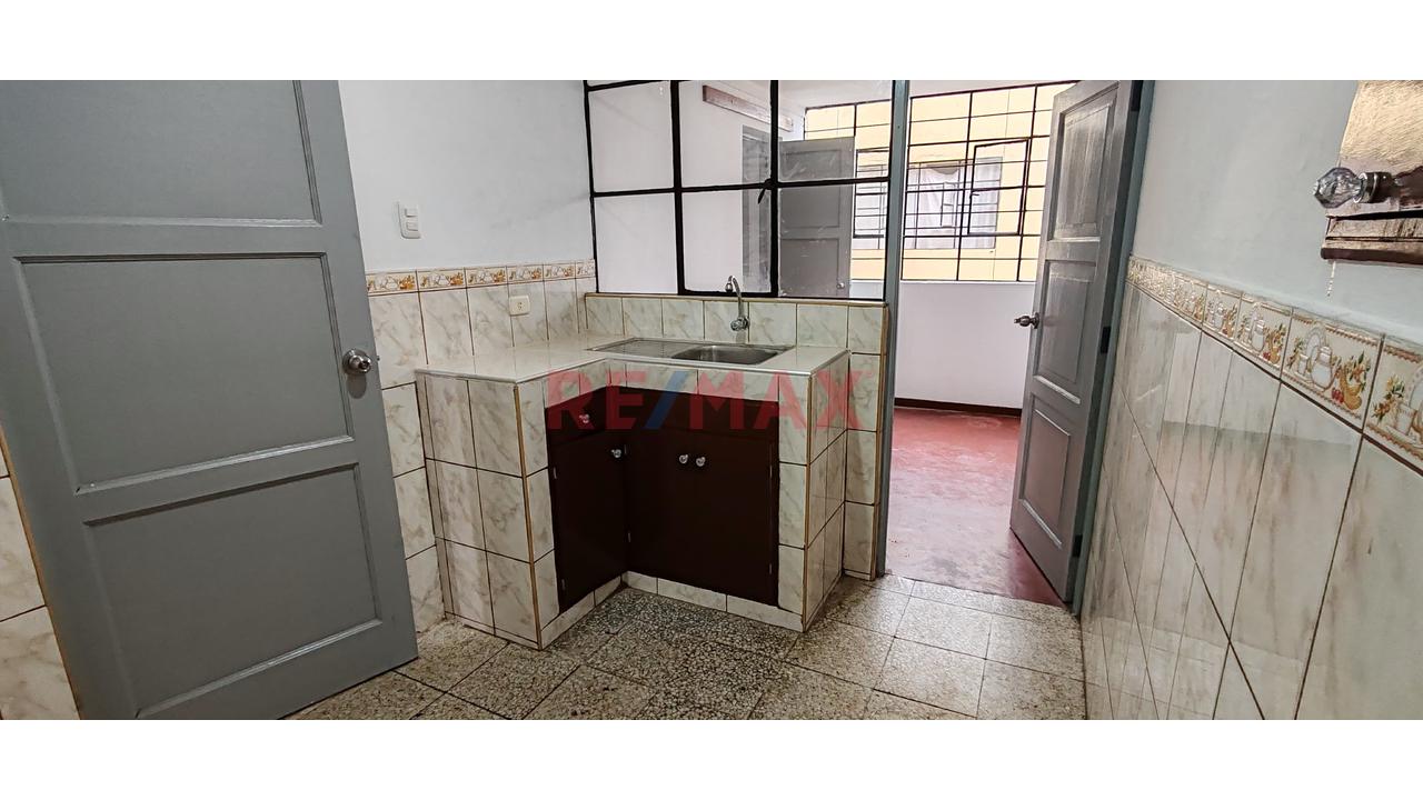 🏡 Alquiler De Departamento En Breña - 5