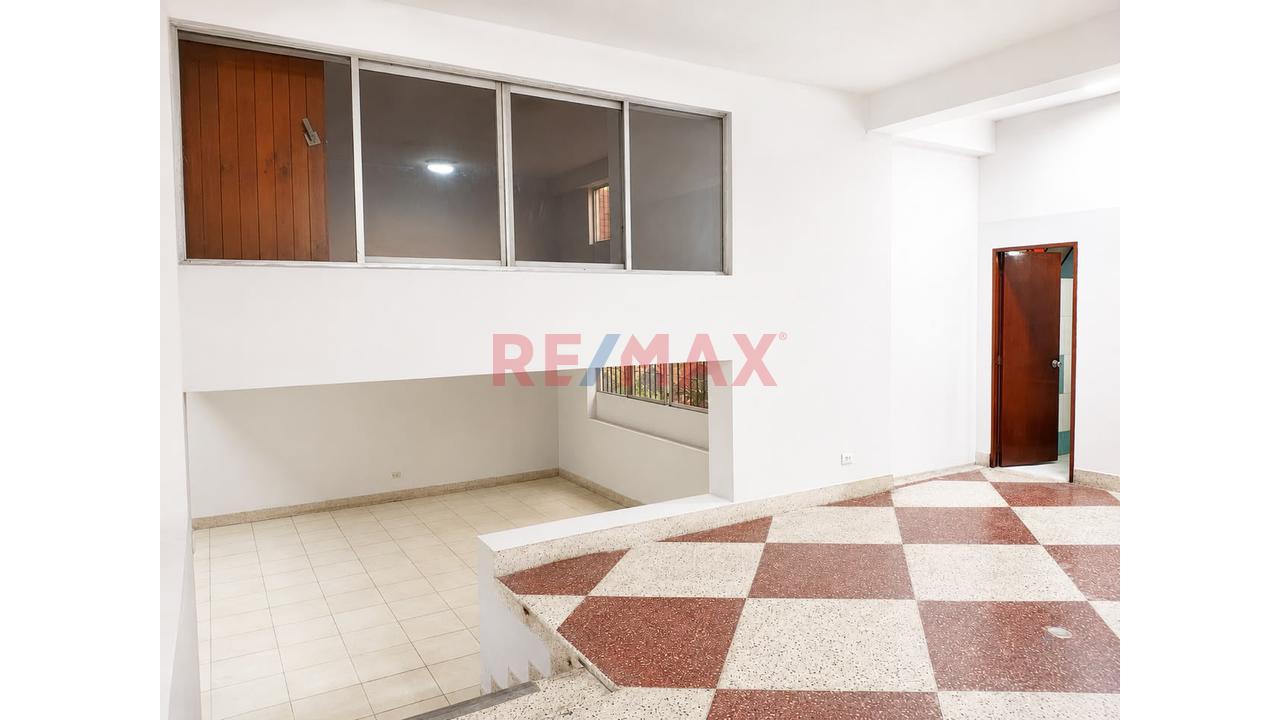 Local Comercial En Alquiler – La Molina 📍 - 10