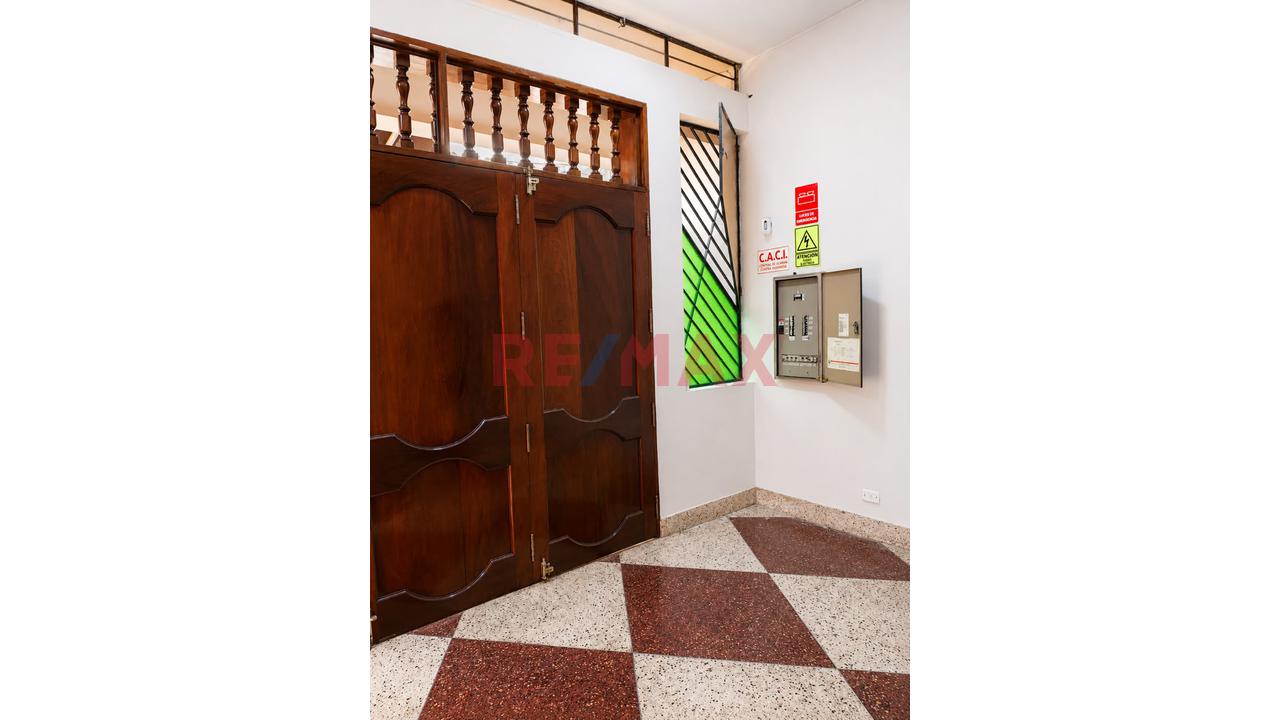 Local Comercial En Alquiler – La Molina 📍 - 5