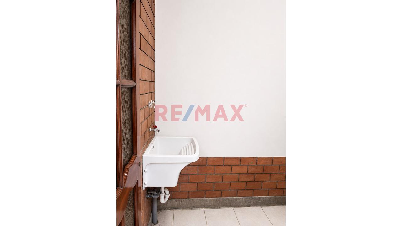 Local Comercial En Alquiler – La Molina 📍 - 11