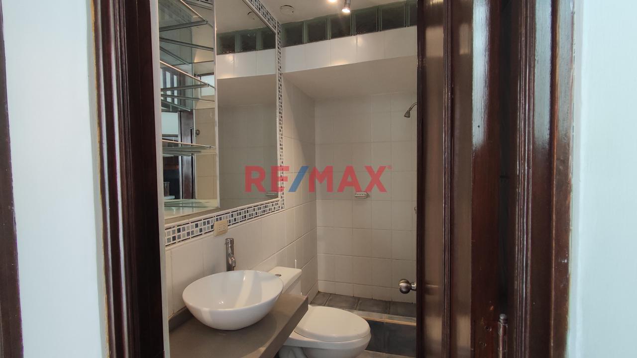 Casa En Venta En Santa Maria Del Pinar Frente A Parque Y  Acabados — foto 3