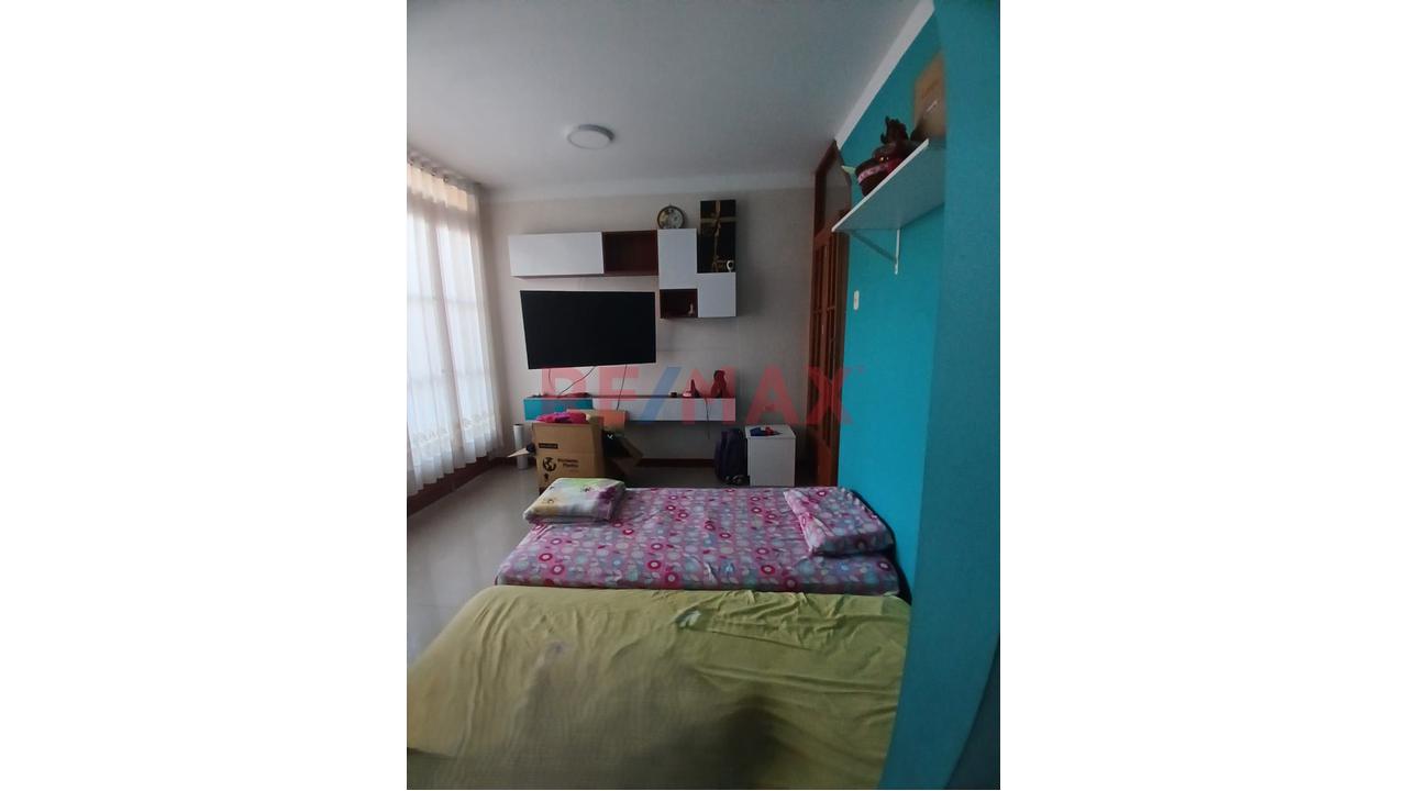 Hermosa Casa En Alquiler De 2 Pisos Mas Azotea En Urb Sta Margarita - 18