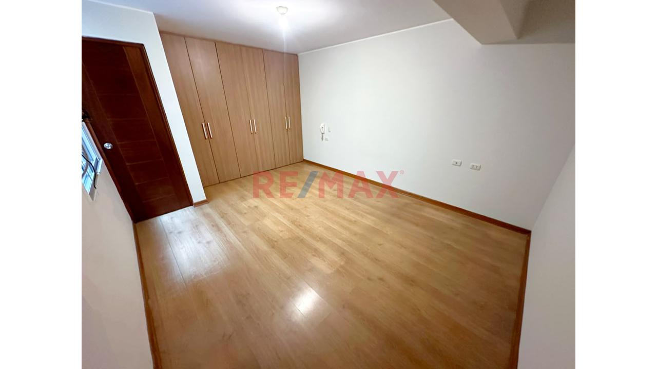 🏡 ¡Tu Nuevo Hogar Te Espera! Departamento(97M2) De 3 Hab. Cochera Incluida — foto 2