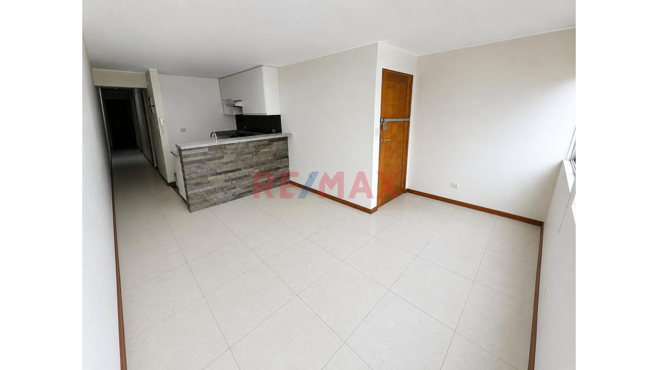 🏡 ¡Tu Nuevo Hogar Te Espera! Departamento(97M2) De 3 Hab. Cochera Incluida — foto 4