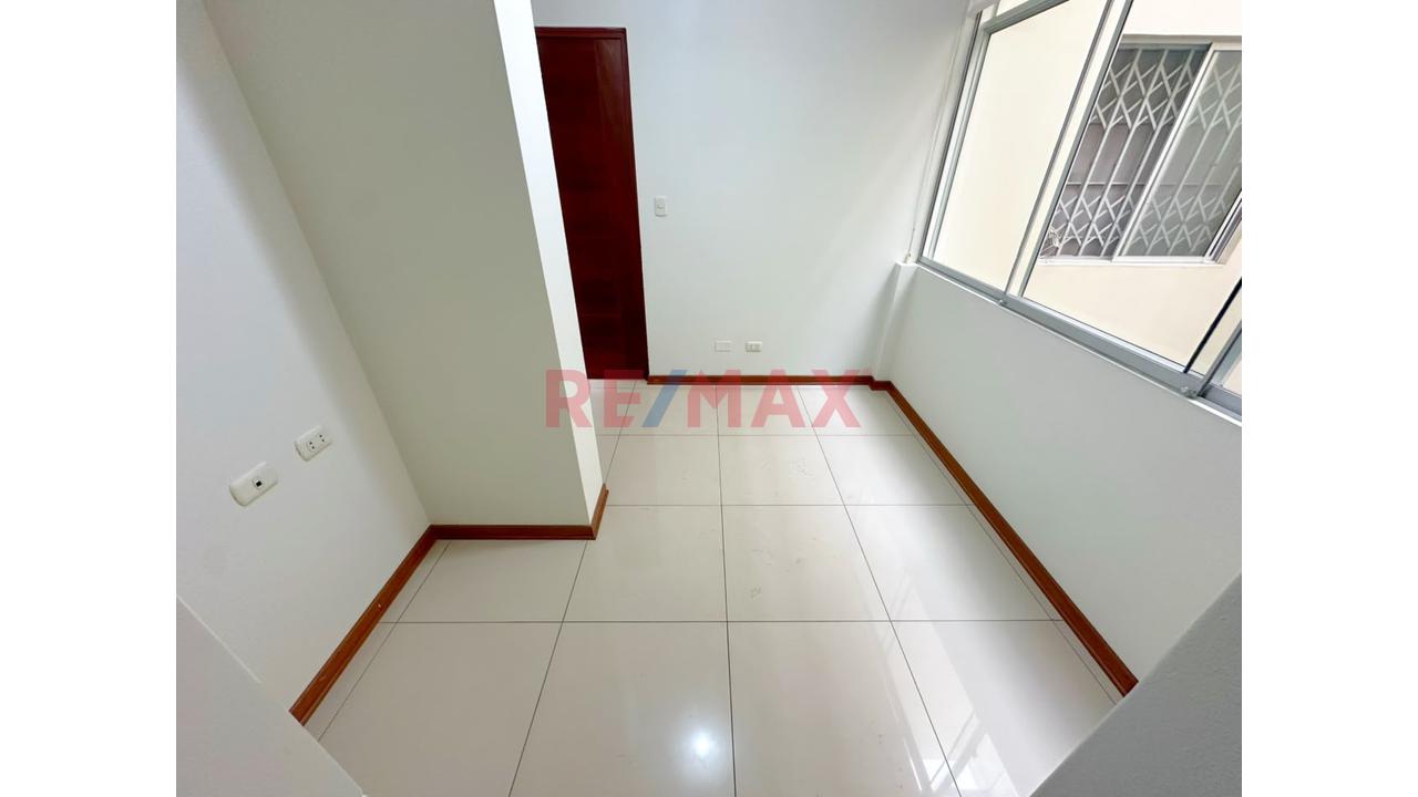 🏡 ¡Tu Nuevo Hogar Te Espera! Departamento(97M2) De 3 Hab. Cochera Incluida — foto 13