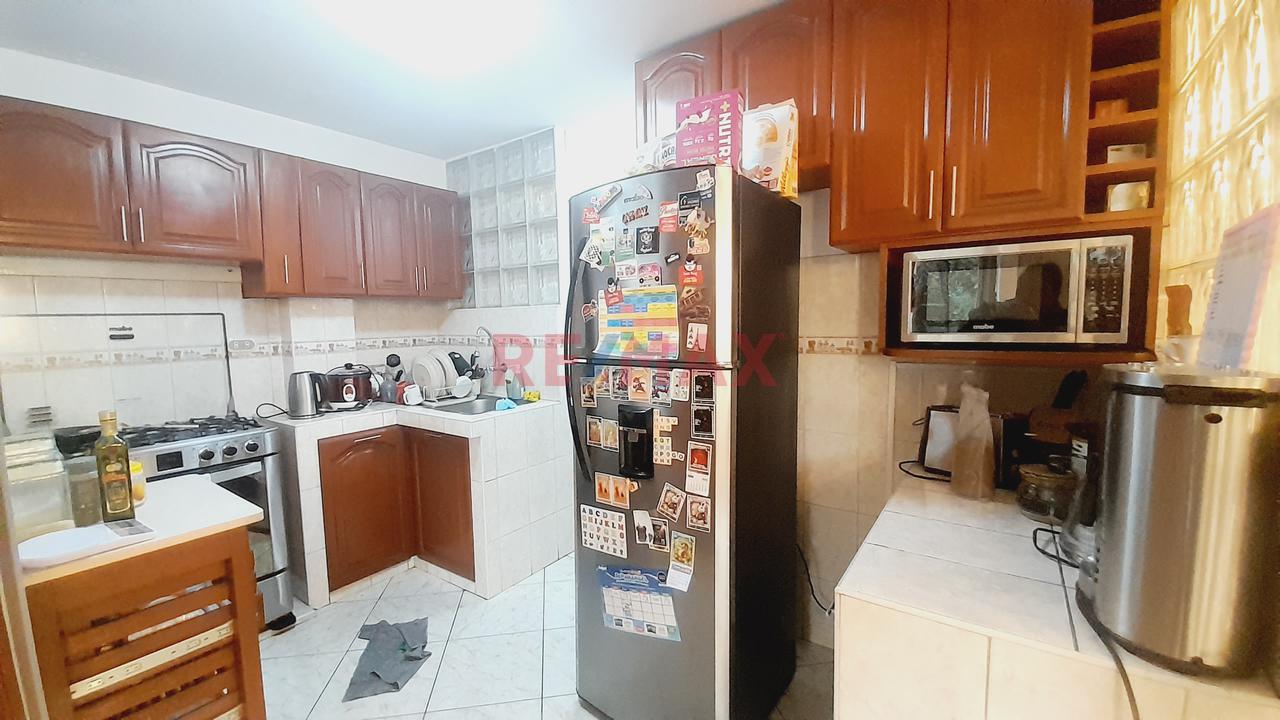 Hermosa Casa En Venta - 4 Pisos + Azotea — foto 15