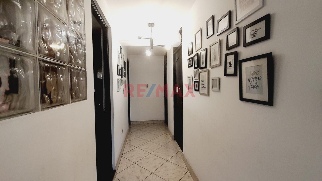 Hermosa Casa En Venta - 4 Pisos + Azotea — foto 14