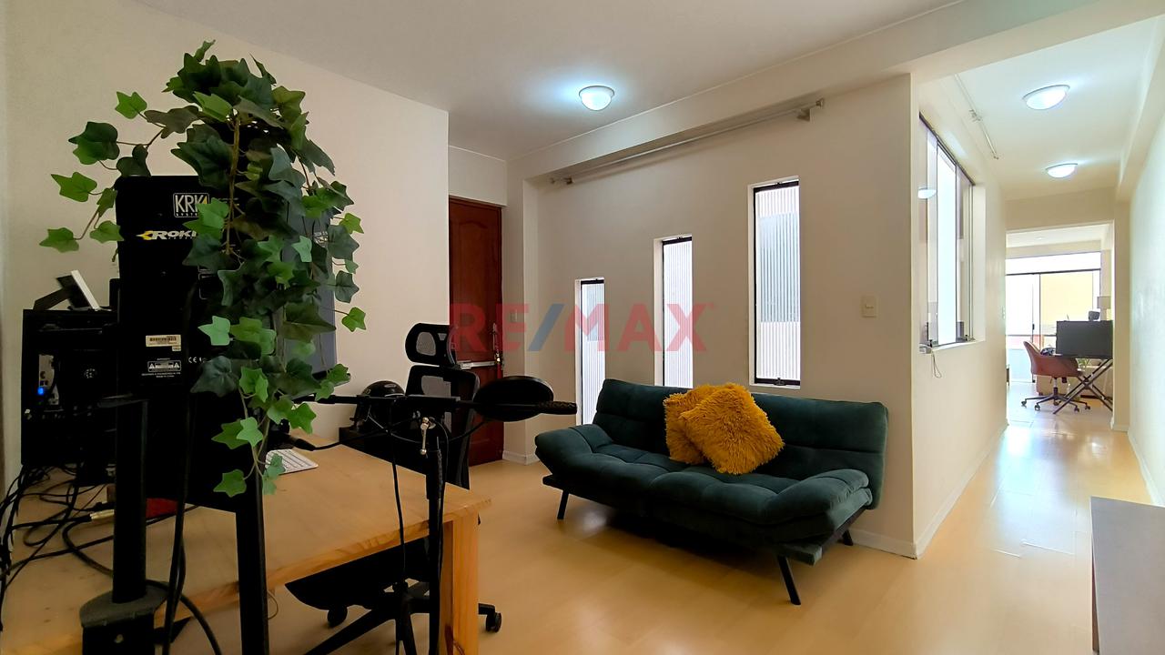 Venta De Exclusivo Departamento Frente Al Parque De La Pera Con Vista Al Mar — foto 5