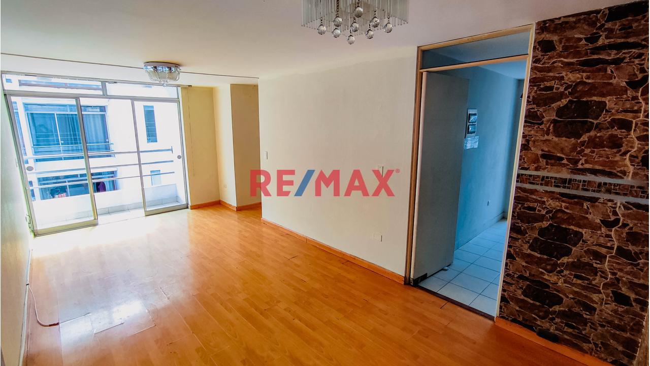 Lindo Y Acogedor Departamento En Venta - Urb. Las Palmeras — foto 2