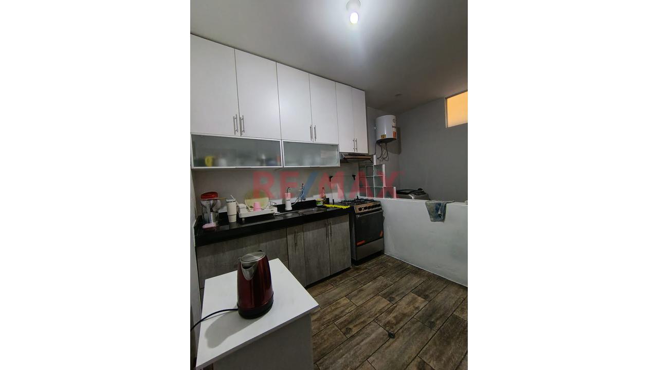 Venta De Amplia Casa En Los Ficus Santa Anita - 3
