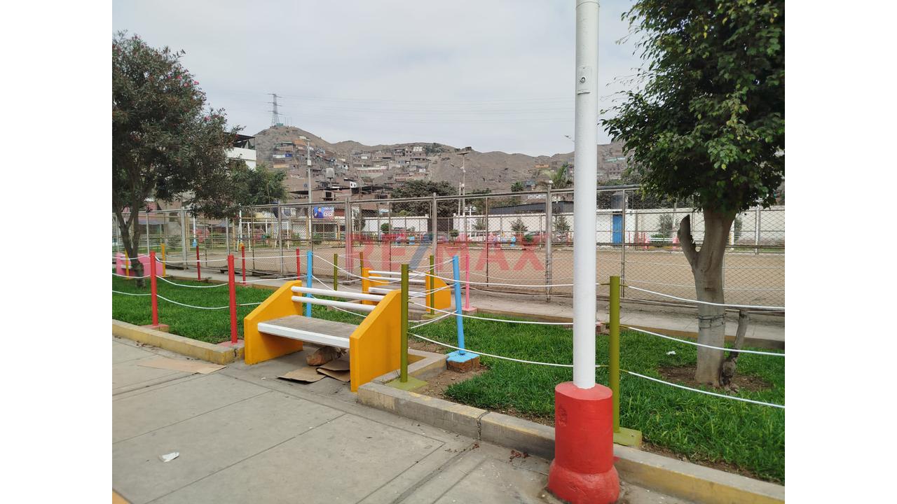 Se Vende Casa En San Juan De Lurigancho - 9