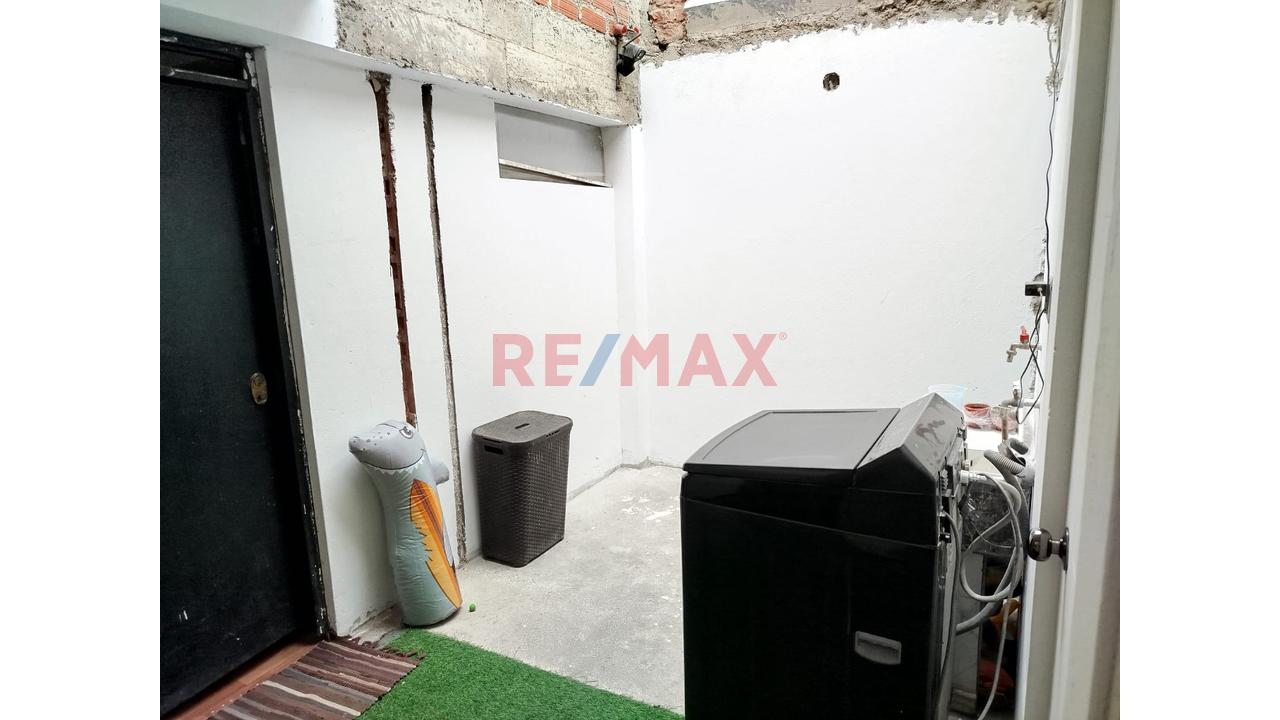 Se Vende Casa En San Juan De Lurigancho - 5
