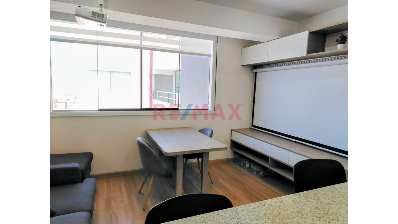 Alquiler De Departamento Duplex Con Terraza Privada , Cochera Y Piscina Cerca A La Universidad Catolica - 3