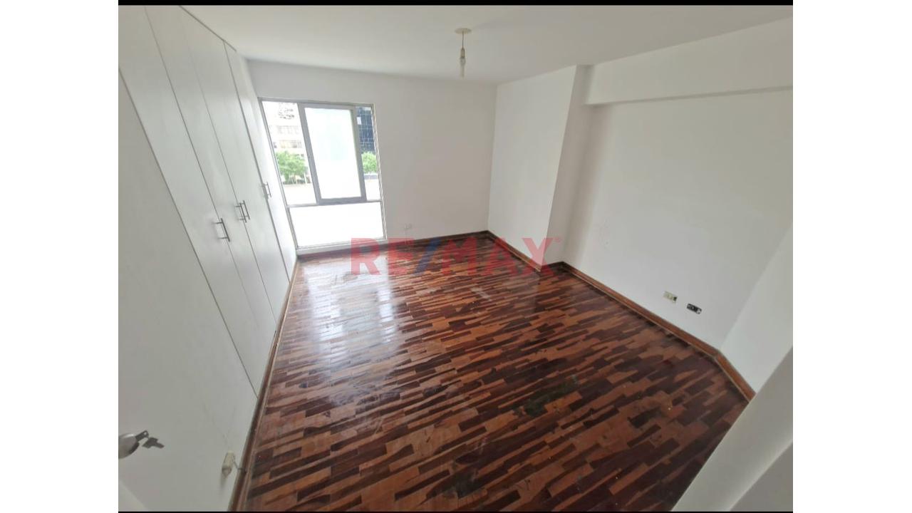 Se Vende Departamento Duplex En Mirafolores - 12