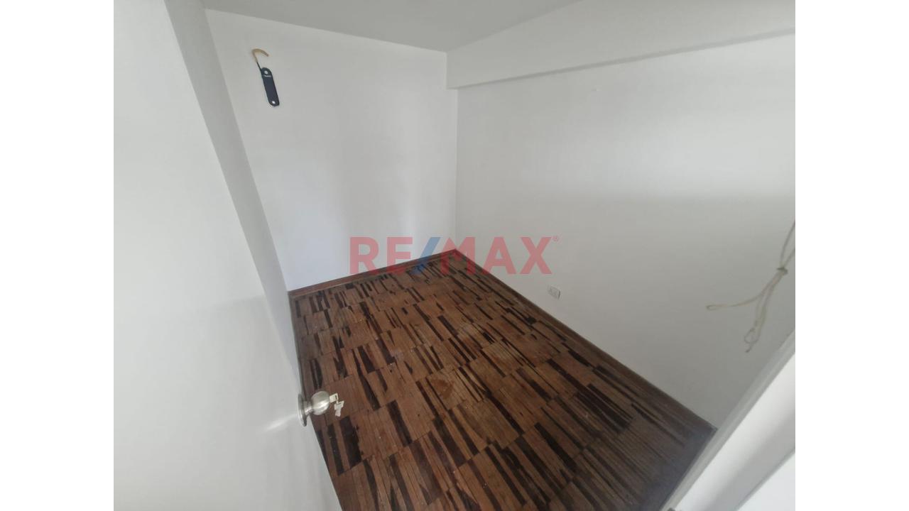 Se Vende Departamento Duplex En Mirafolores - 11