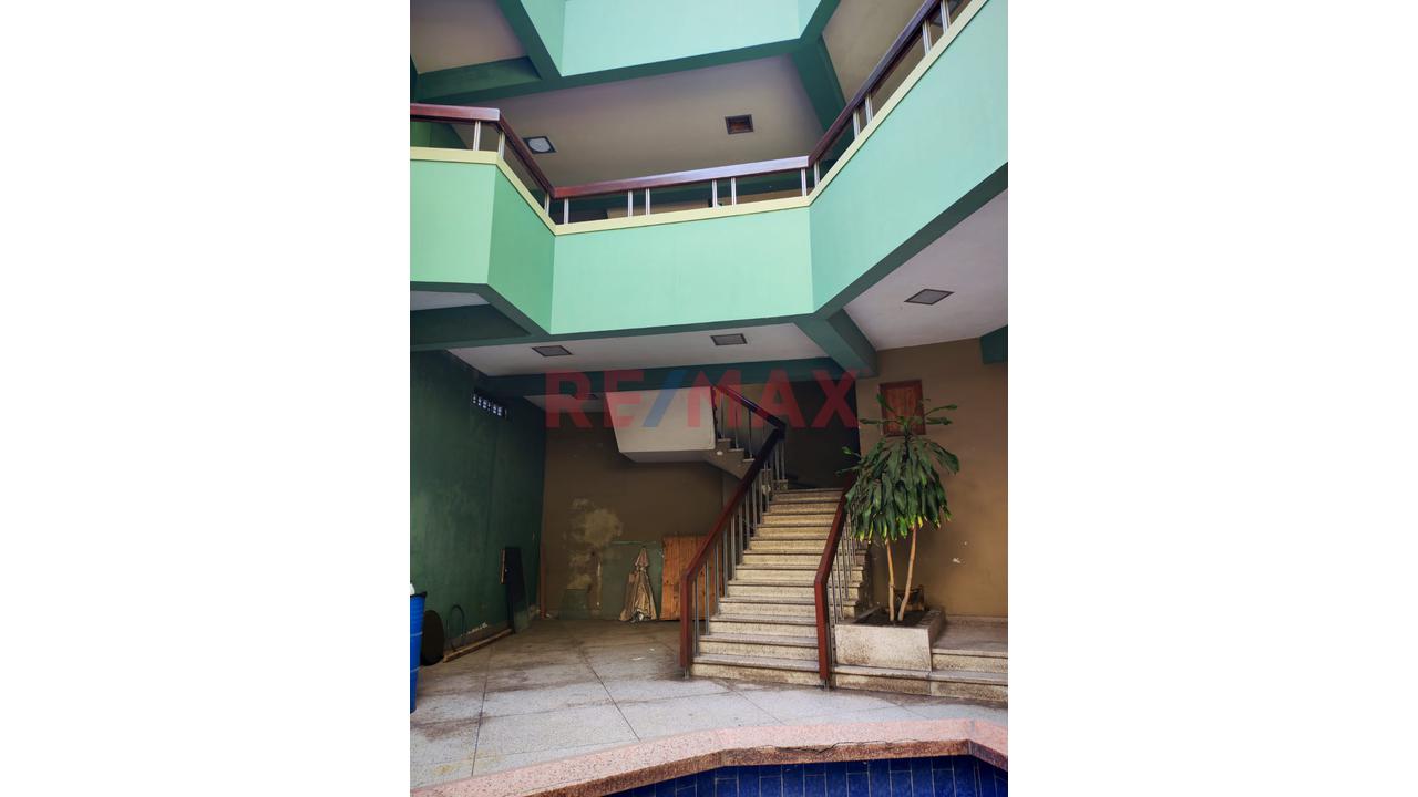 Alquiler Local Comercial En La Victoria - 6