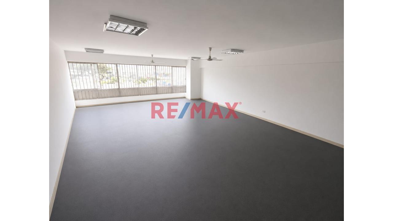 Alquiler Local Comercial En La Victoria - 1