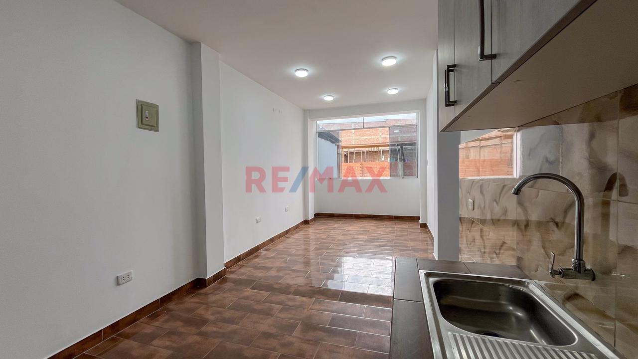 Amplio Departamento En Venta – Villa El Salvador — foto 6