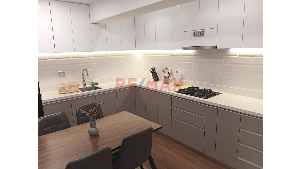 Venta Departamento 70 M² | Miraflores | 2 Dorm., Cerca Al ¡Malecón Cisneros! — foto 7