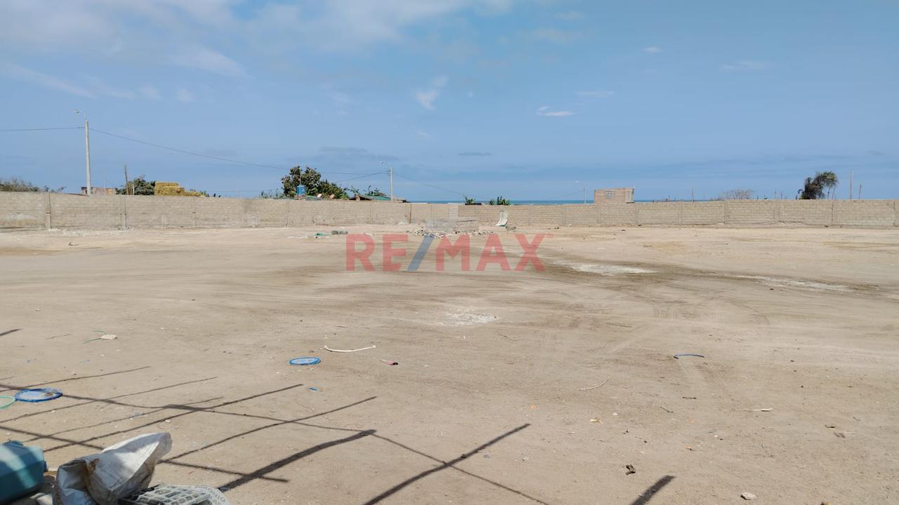 Venta De Terreno Industrial En C.Poblado Santa Monica, Camana - 2
