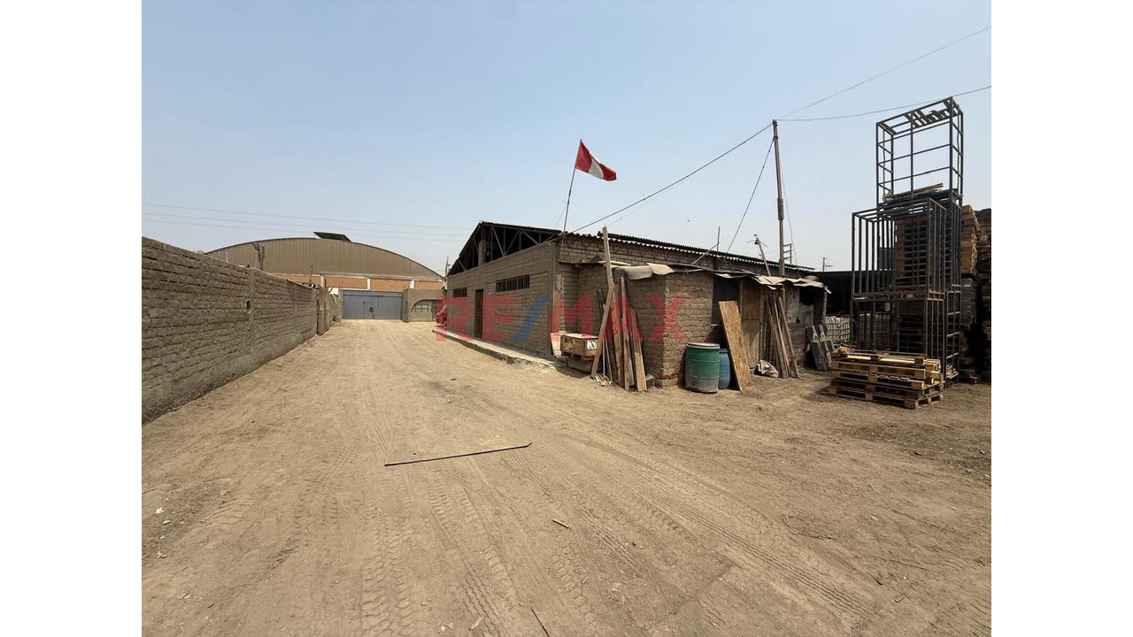Venta De Terreno Industrial - 3