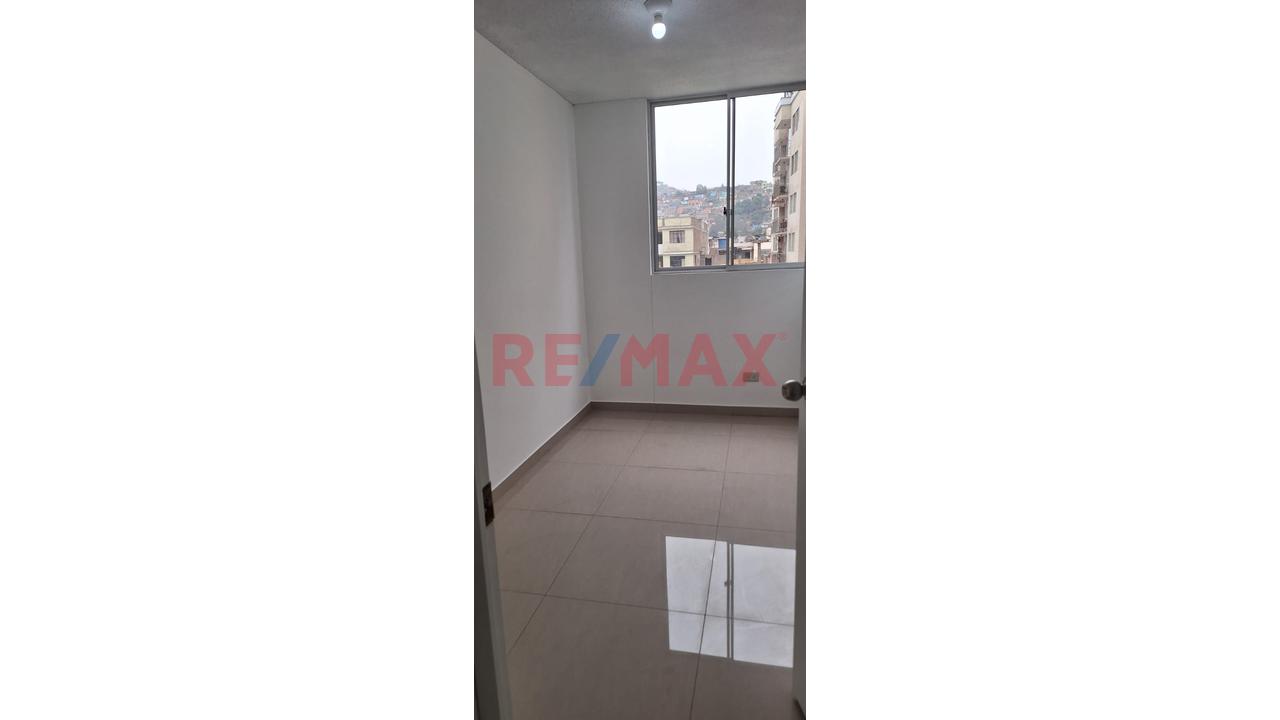 Hermoso Departamento En Condominio Alcazar - Rimac — foto 14