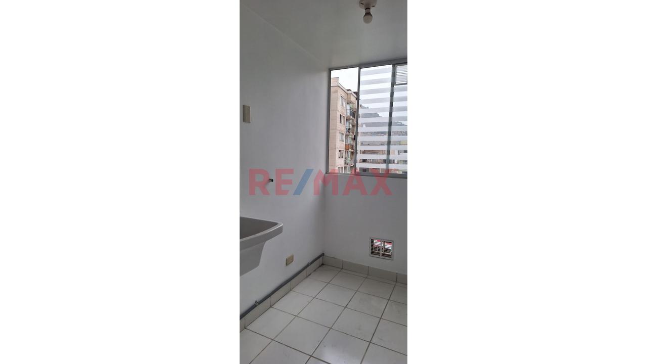 Hermoso Departamento En Condominio Alcazar - Rimac — foto 11