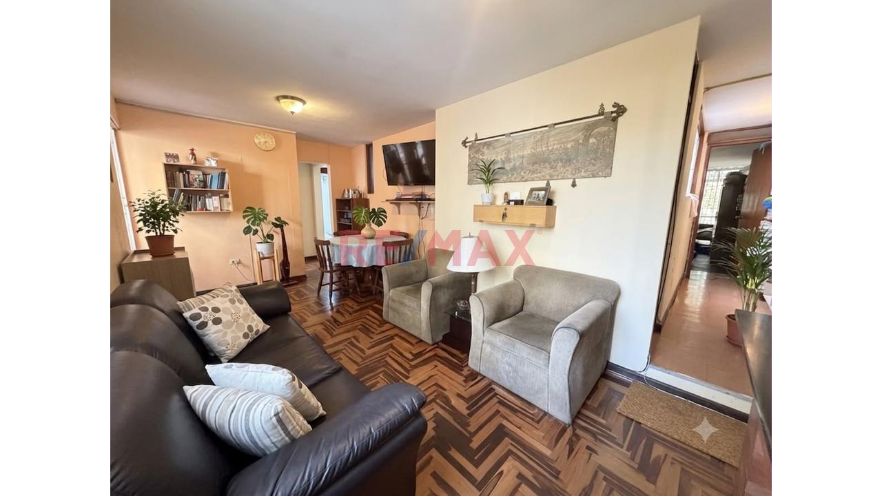 🏡 ¡La Ubicación Que Buscabas Para Vivir O Invertir En San Miguel! - 4