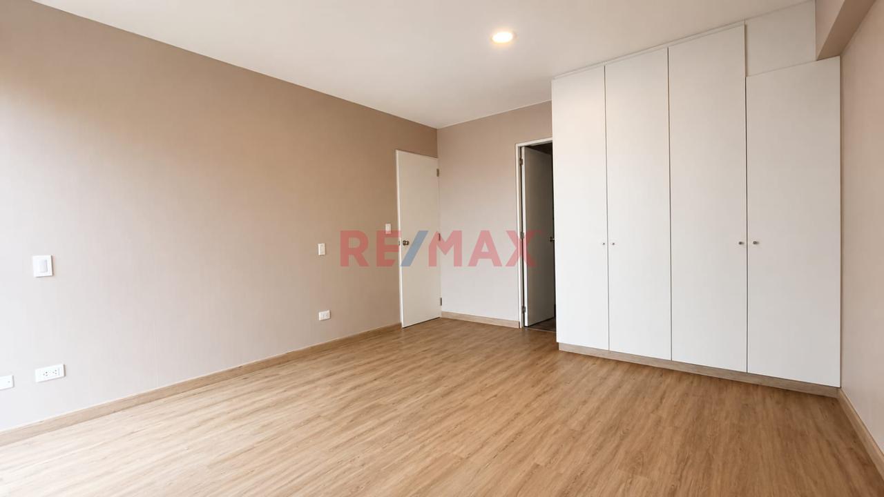 Alquiler De Departamento De 3 Dormitorios Y Esacionamiento San Miguel — foto 7
