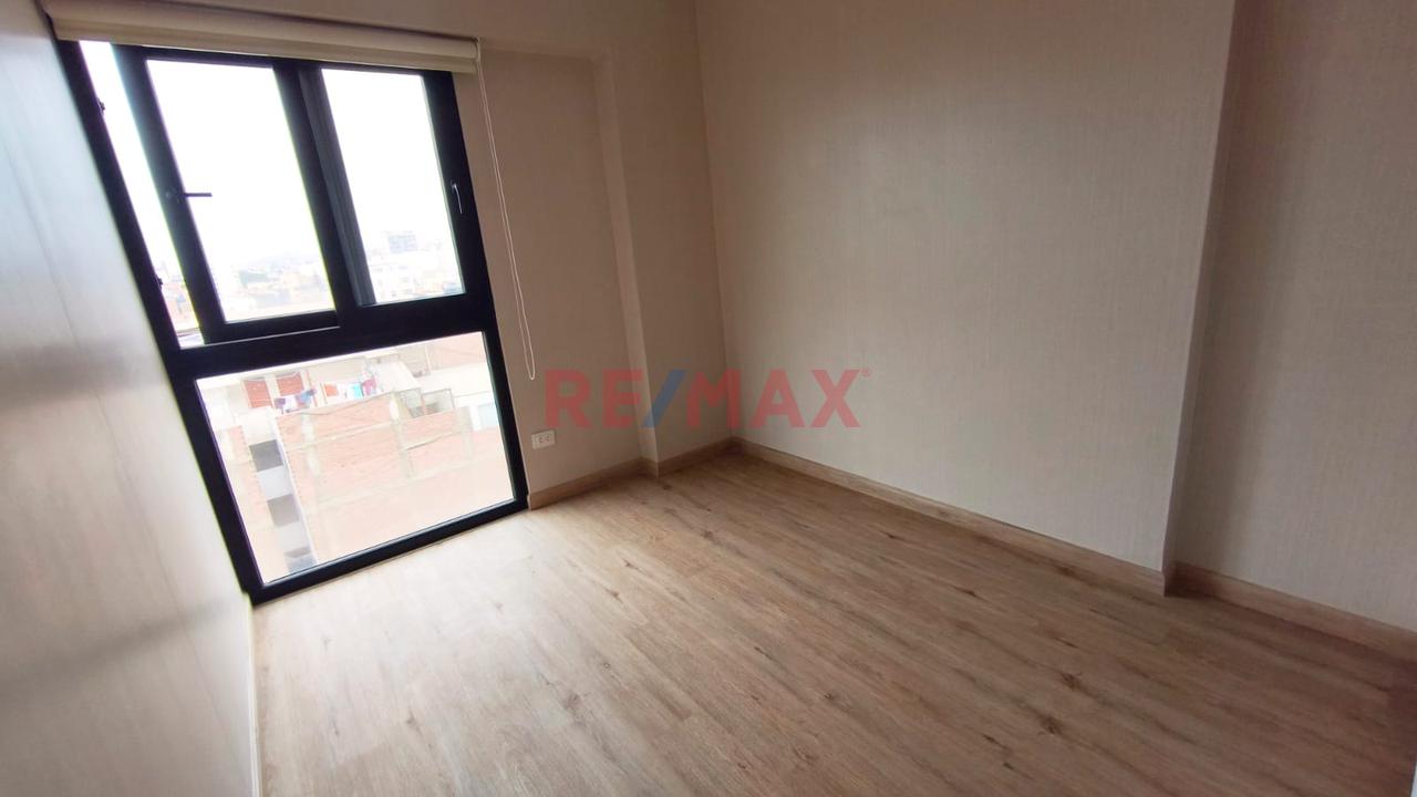 Alquiler De Departamento De 3 Dormitorios Y Esacionamiento San Miguel — foto 10