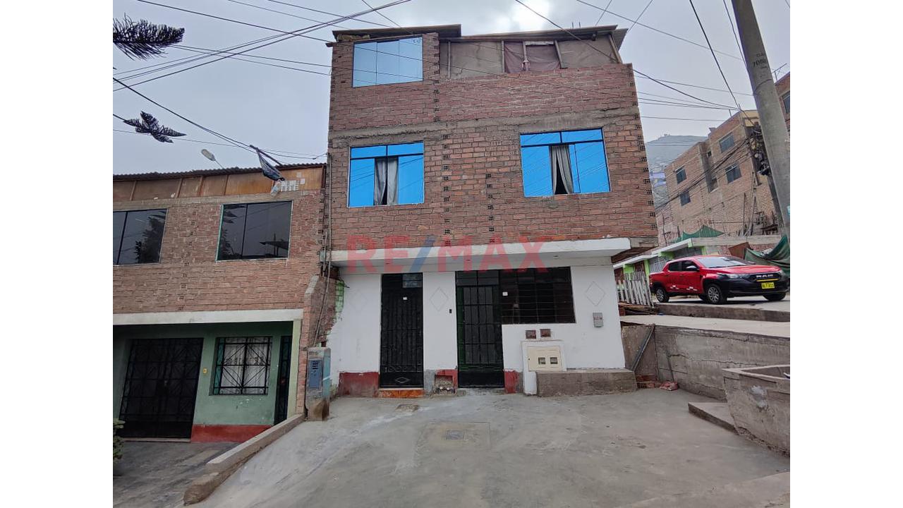 Venta De Casa Como Terreno En Ate - 10