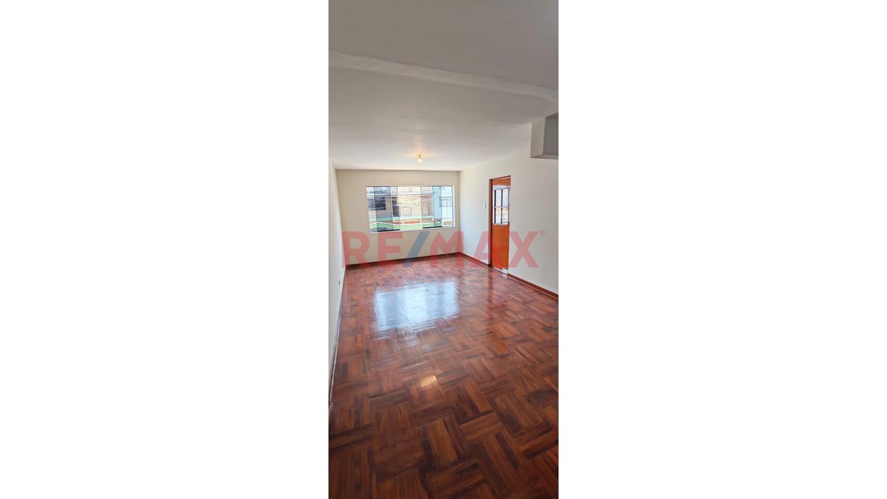 Departamentos En Venta   En San Juan De Lurigancho — foto 2