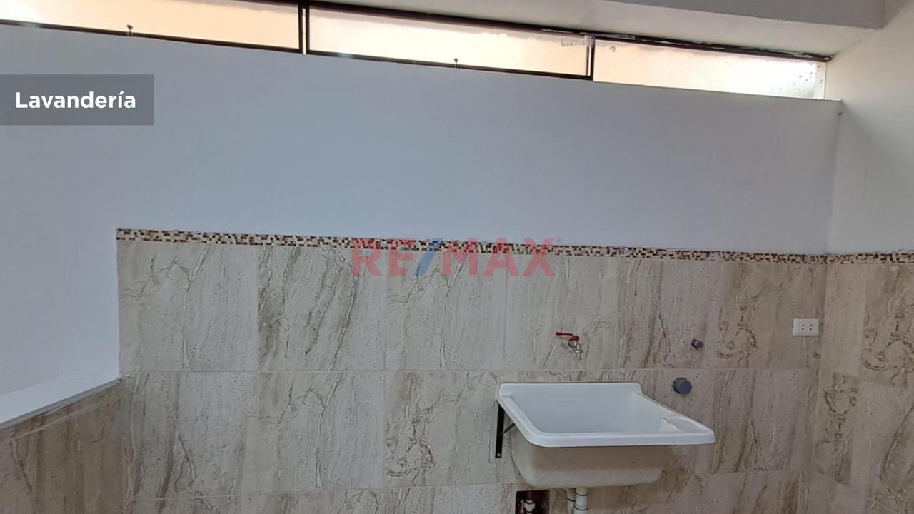 Venta De Departamento En Huampani — foto 9