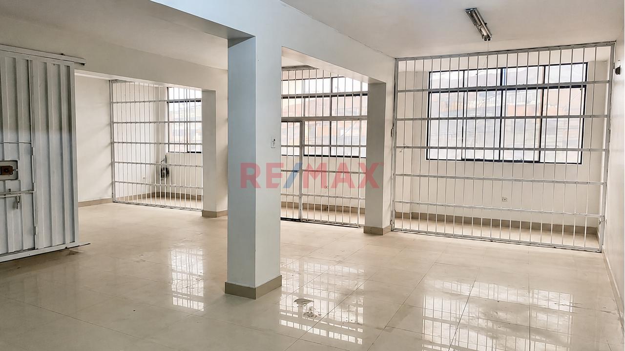 Alquiler De Edificio Comercial De 5 Pisos En Av. Gran Chimú, Sjl - 3