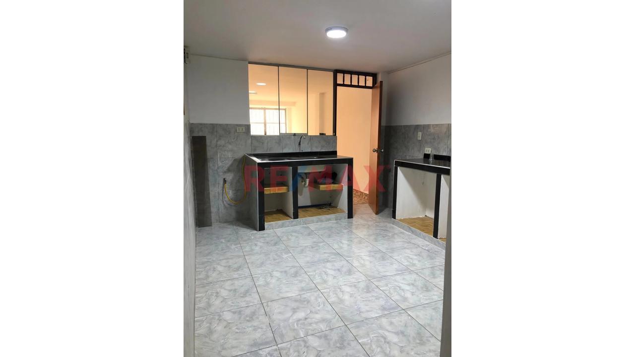 Venta De Casa En Urbanización San Diego San Martín De Porres — foto 4