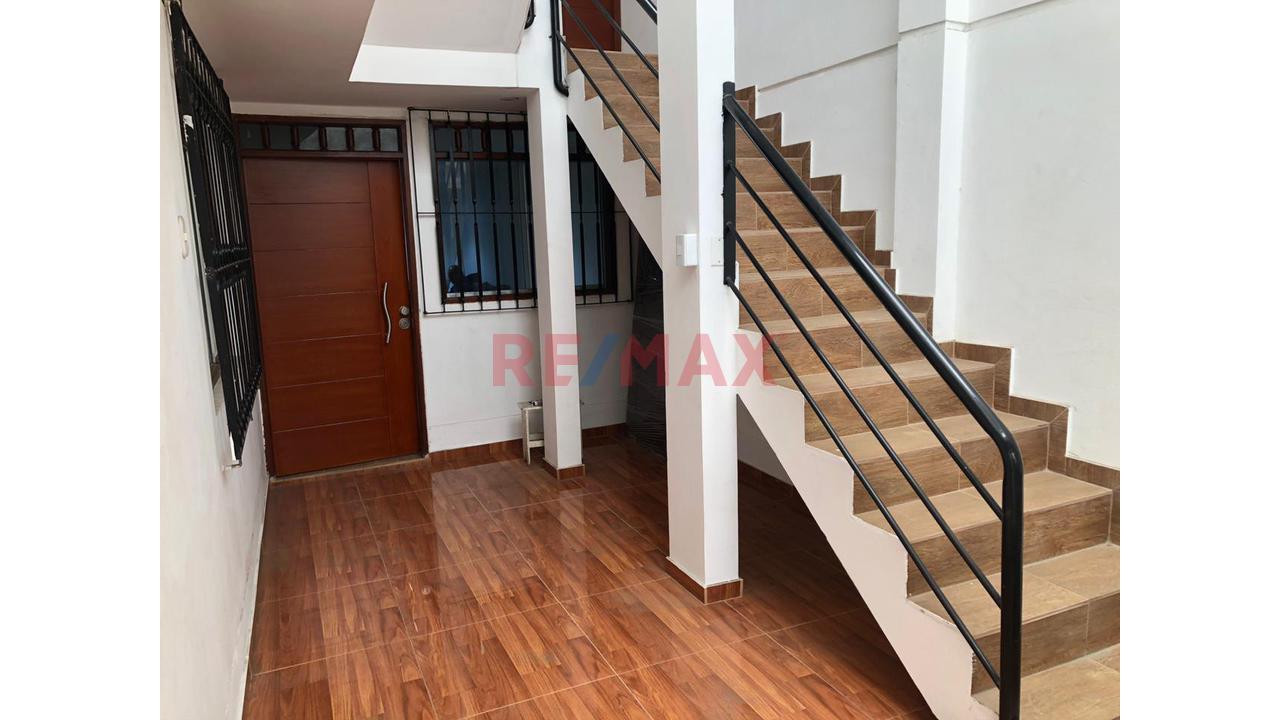 Venta De Casa En Urbanización San Diego San Martín De Porres — foto 3