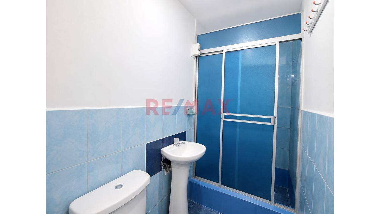 Se Vende Funcional Y Amplio Departamento En La Perla Límite Con San Miguel — foto 4