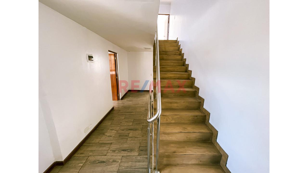 Alquilo Casa De 3 Pisos Recién Remodelada Y De Estreno | 340 M2 En San Isidro - 10